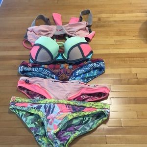 Holy Maaji! Lot of 2 tops and 3 bottoms!